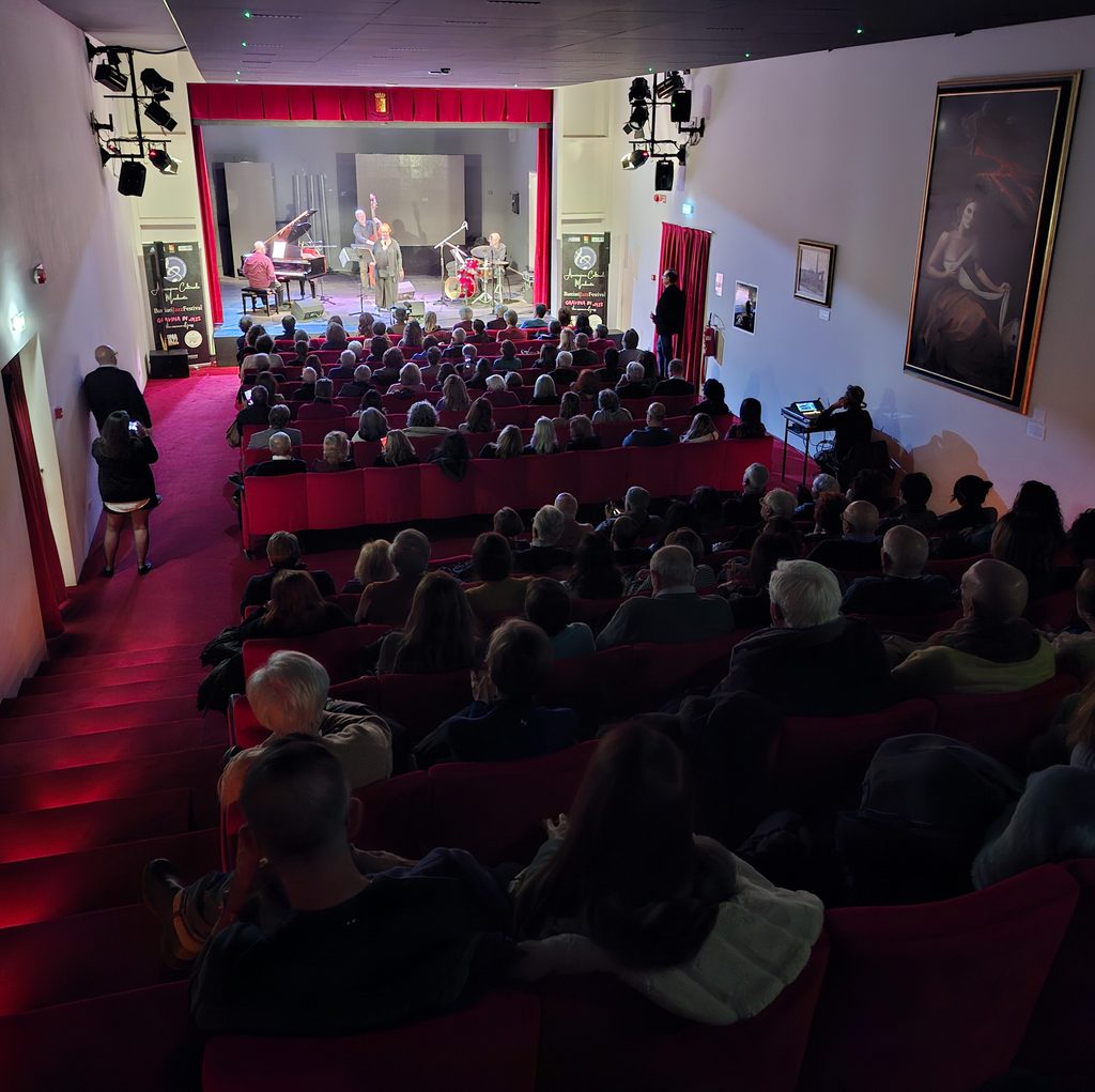 Pubblico durante un concerto dell’Associazione Culturale Musikante